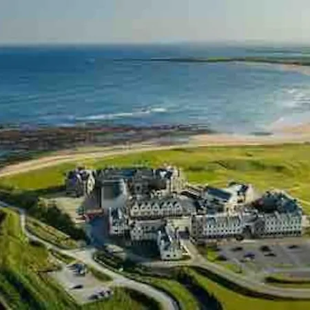 Baywatch, Shannon River View Holiday home *