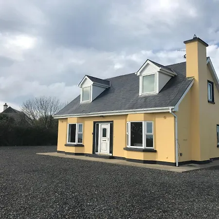 Holiday home Baywatch, Shannon River View *