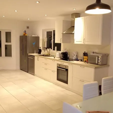 Holiday home Baywatch, Shannon River View *