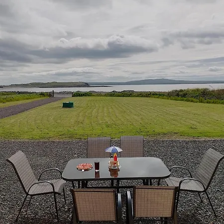 Baywatch, Shannon River View Ferienhaus *