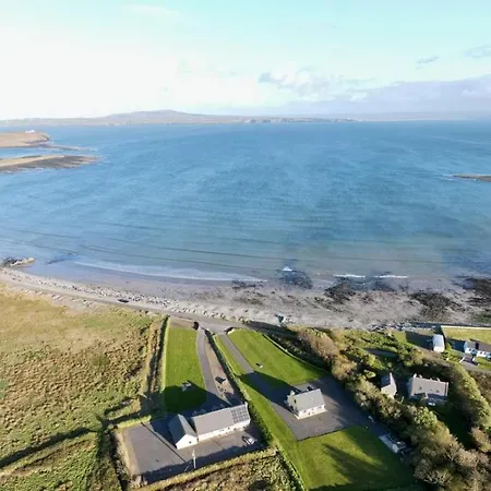 Baywatch, Shannon River View Holiday home
